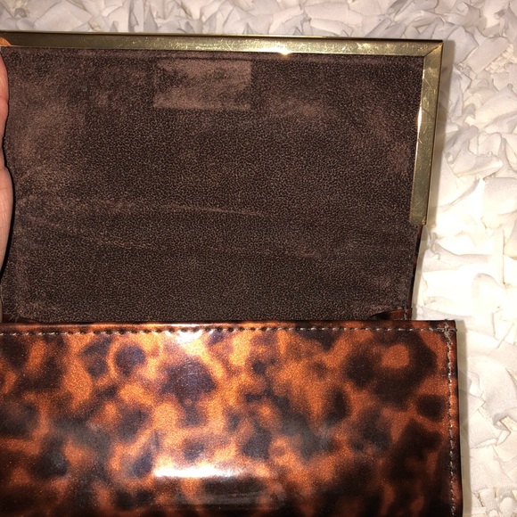 Preowned Gorgeous Tortoise Shell Tory Burch  Case - Picture 6 of 8